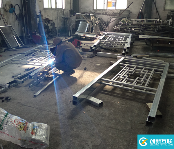 垃圾分類收集亭工廠,垃圾分類亭焊接加工作業(yè)廠家定制