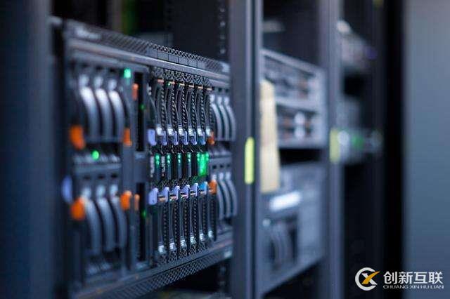 實例所在物理機(jī)的本地存儲：本地 SSD 盤